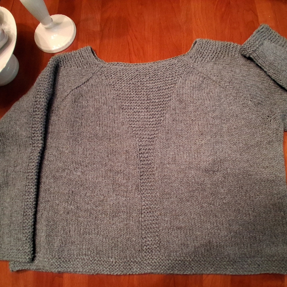 Women's Classic Gray Crew Neck Sweater
